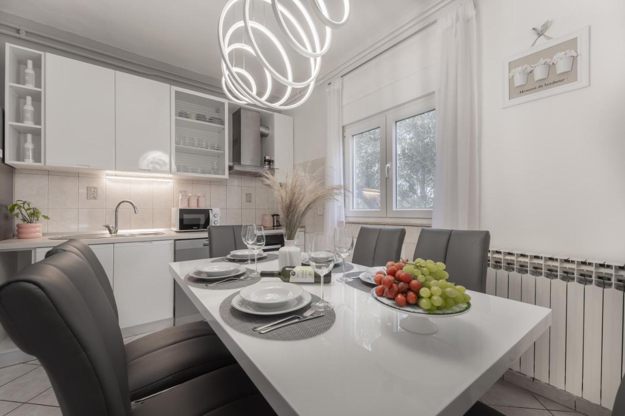 זאדאר Apartman Lana Vidikovac מראה חיצוני תמונה
