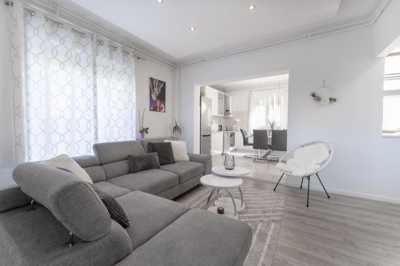 זאדאר Apartman Lana Vidikovac מראה חיצוני תמונה