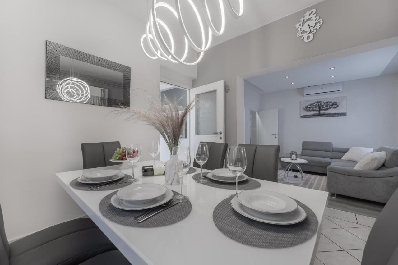 זאדאר Apartman Lana Vidikovac מראה חיצוני תמונה