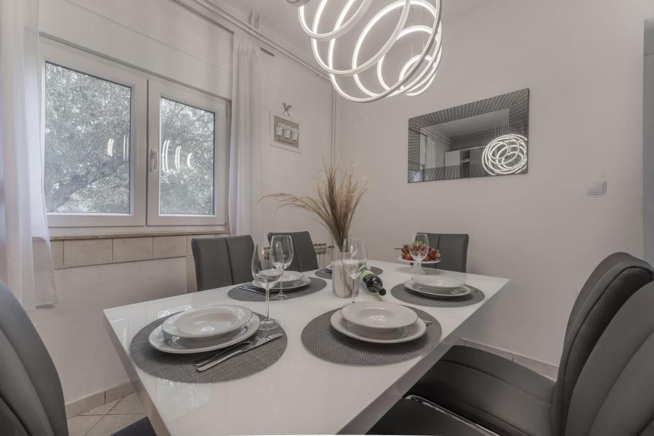 זאדאר Apartman Lana Vidikovac מראה חיצוני תמונה