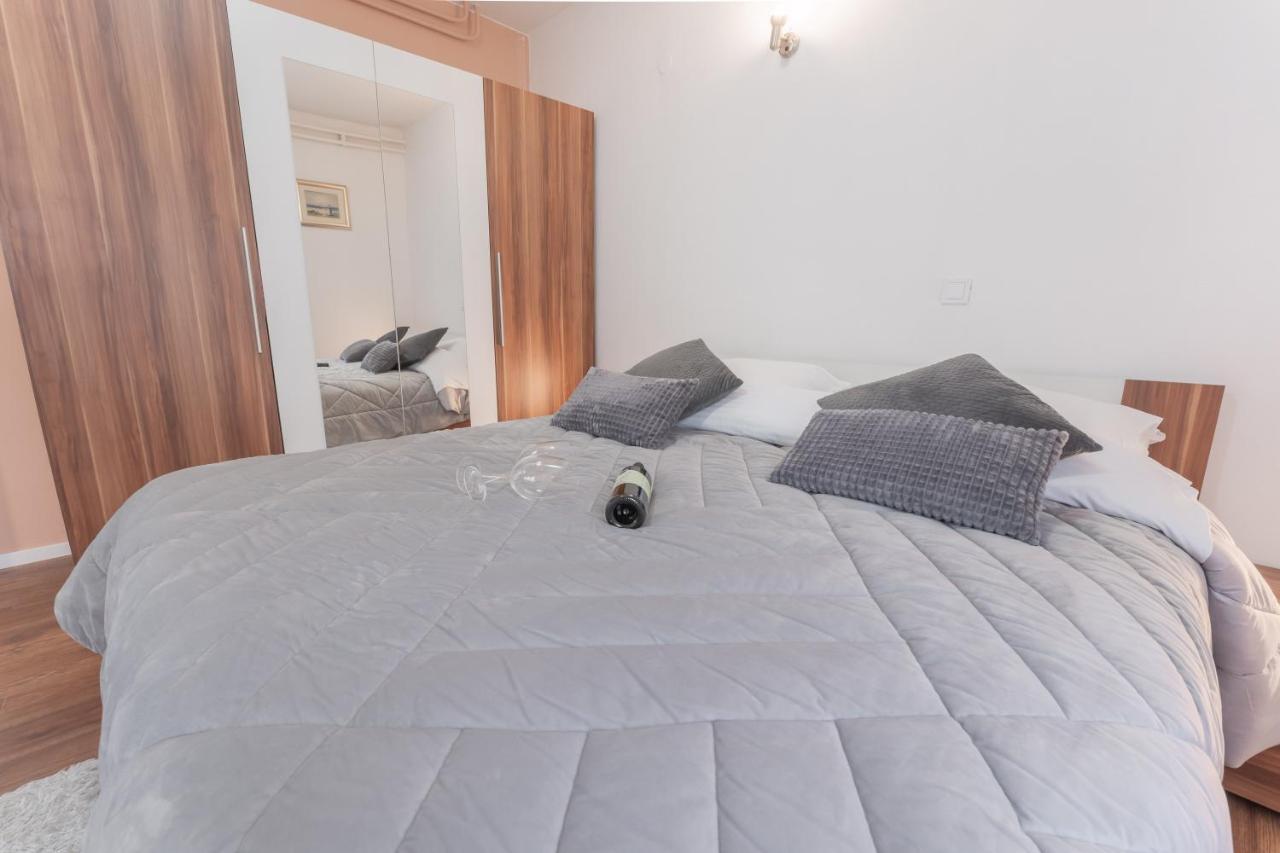 זאדאר Apartman Lana Vidikovac מראה חיצוני תמונה