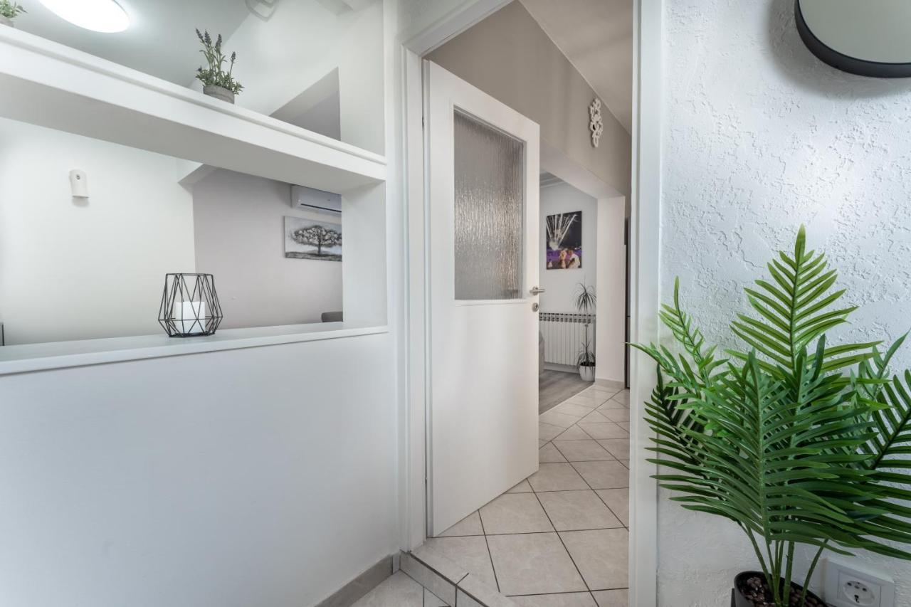 זאדאר Apartman Lana Vidikovac מראה חיצוני תמונה
