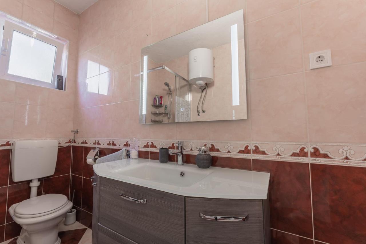 זאדאר Apartman Lana Vidikovac מראה חיצוני תמונה