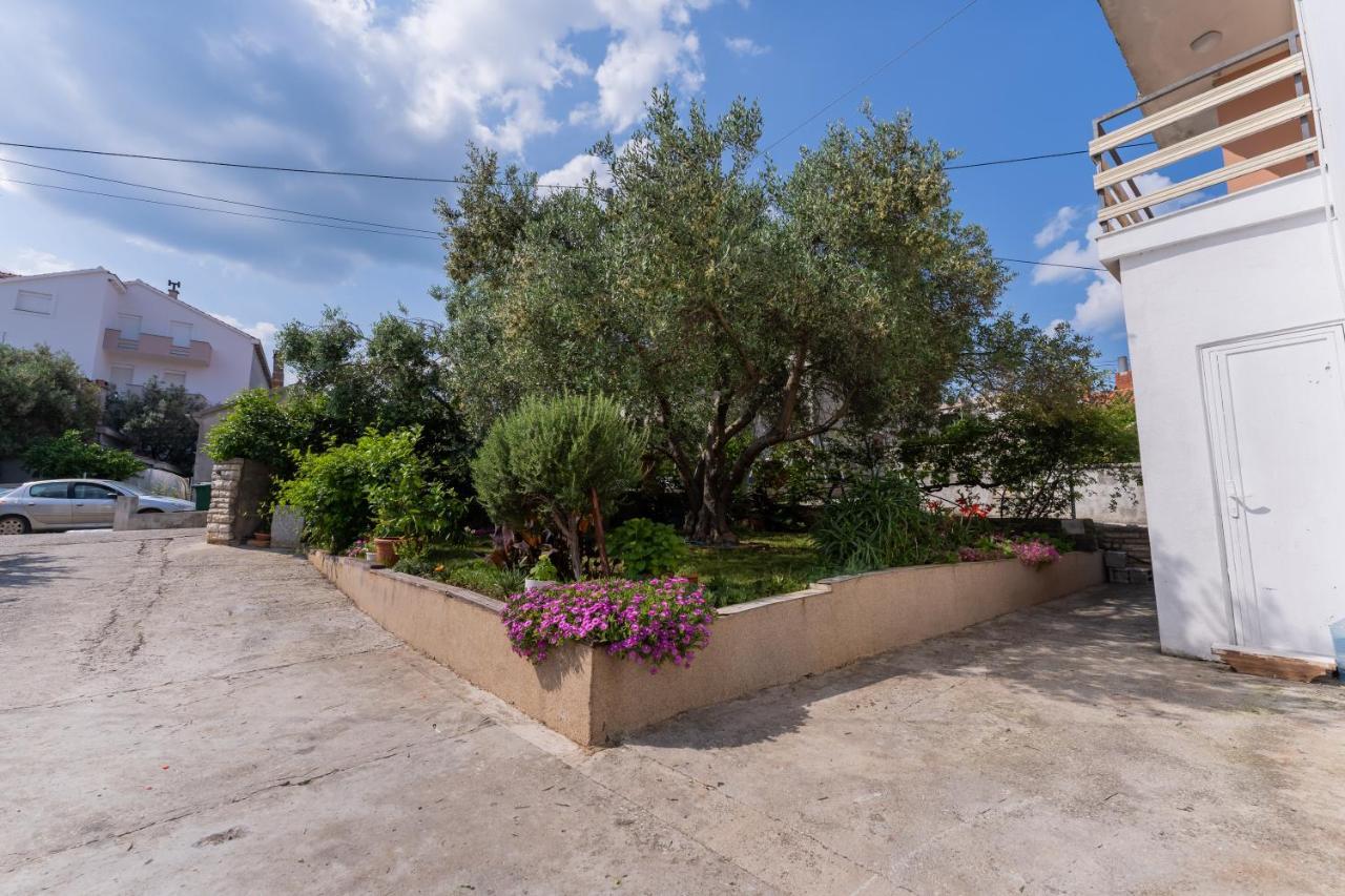 זאדאר Apartman Lana Vidikovac מראה חיצוני תמונה