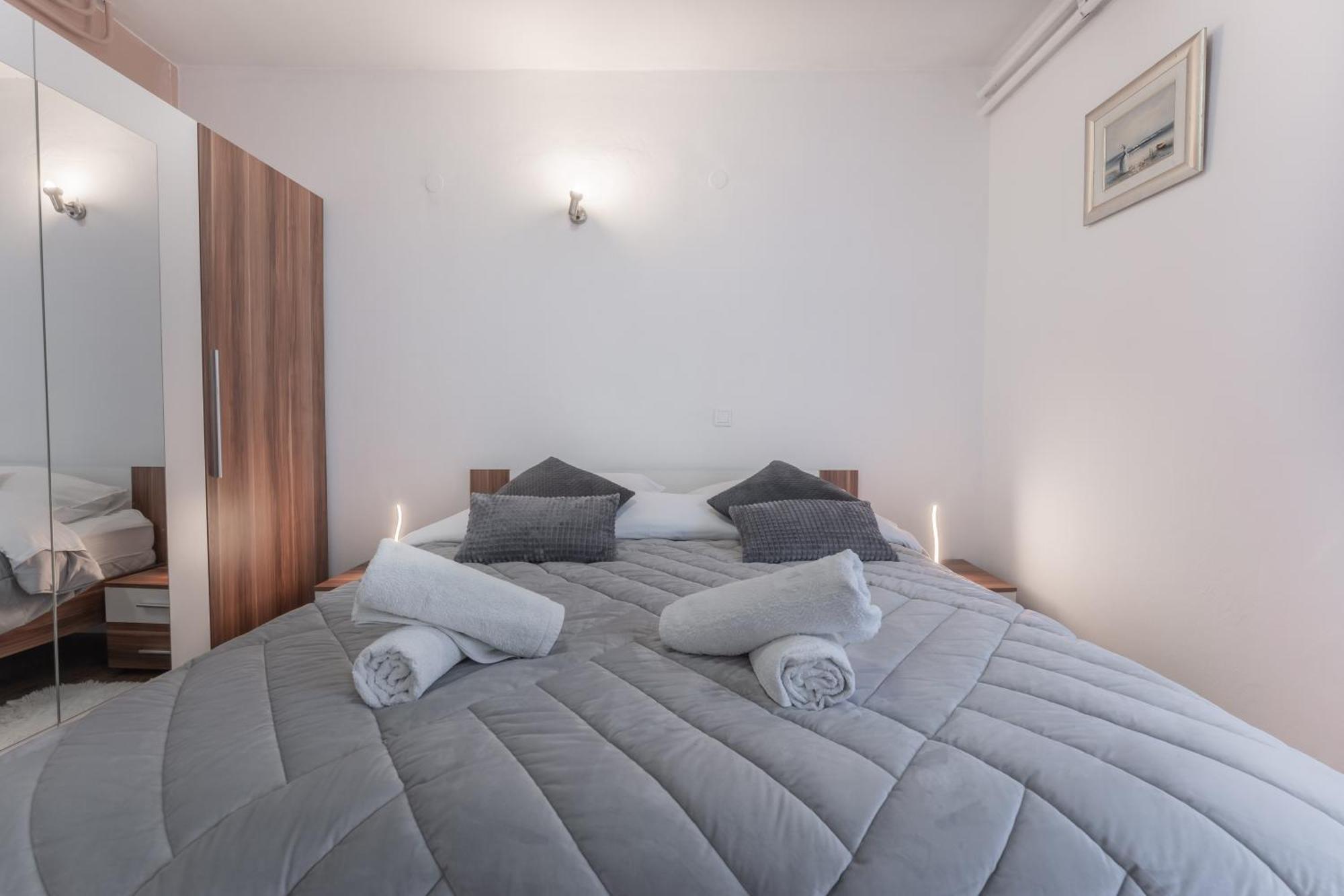 זאדאר Apartman Lana Vidikovac מראה חיצוני תמונה